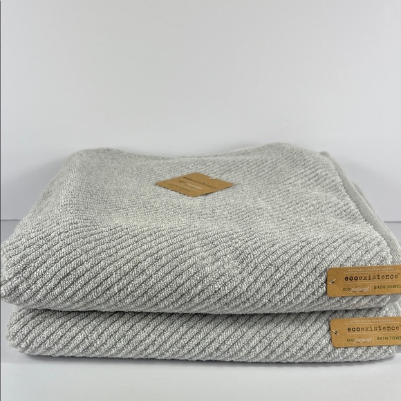 Ecoexistence Bath Towel Set Light Gray Textured Soft Cotton Set of 2 NEW - Picture 1 of 7